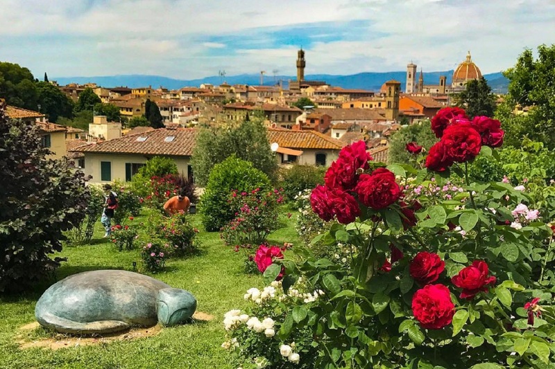 Piazzale Michelangelo quảng trường mang tầm nhìn toàn cảnh Florence Ý 8