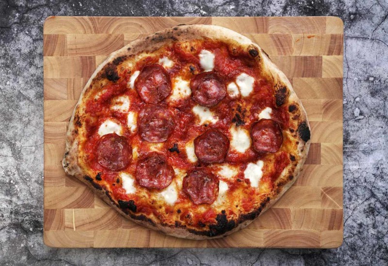 Pepperoni? Khám phá loại xúc xích cay hấp dẫn gây sốt 7