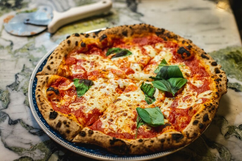 Pizza Margherita: Từ món ăn dân dã đến biểu tượng ẩm thực nước Ý 5