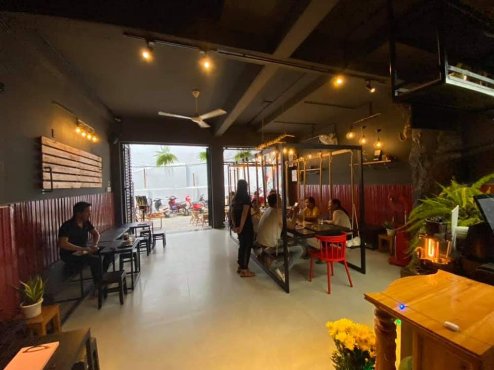 Poly Lu Coffee Nha Trang - Quán ngon dành cho tín đồ cà phê trứng 6