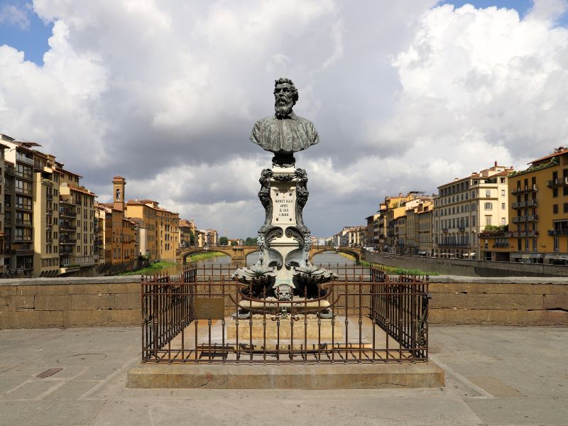 Ponte Vecchio: Cầu đá vòm cổ nhất châu Âu và những điều ít ai biết 7