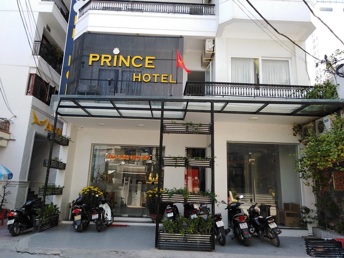 Prince Hotel – Khách sạn 3 sao gần bãi biển Nha Trang 2