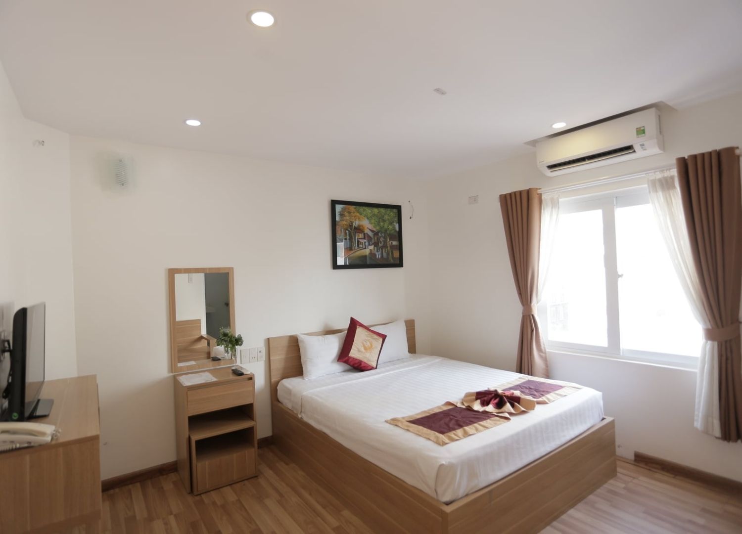 Prince Hotel – Khách sạn 3 sao gần bãi biển Nha Trang 8