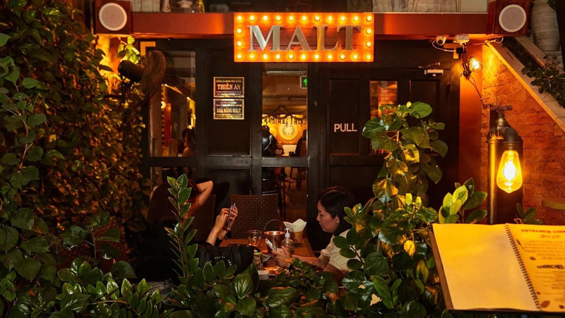Top 10 quán pub Sài Gòn cho dân ‘nhậu chill’ khám phá 8
