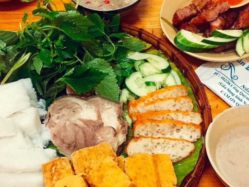 Top 10 quán ăn ngon quận 1 nổi tiếng tại Sài Gòn, đáng thử nhất năm 2