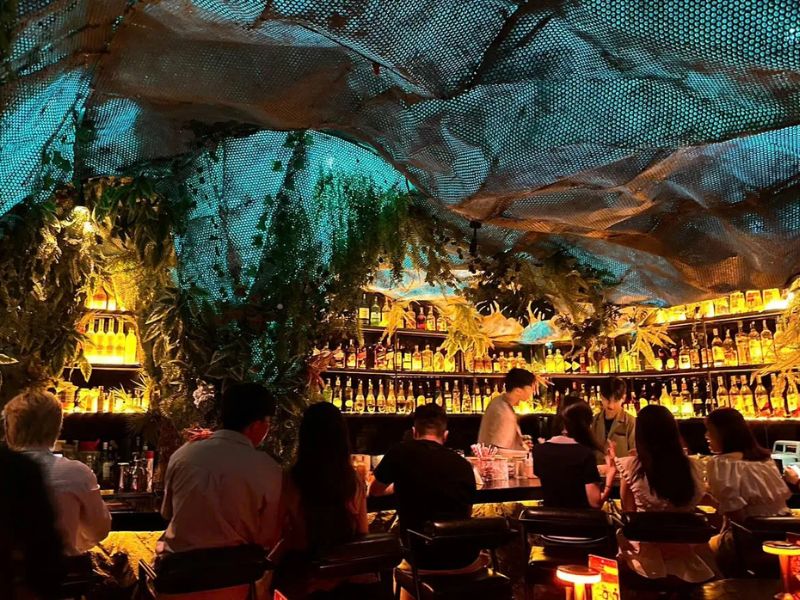 Top 10 quán bar Đà Nẵng nổi tiếng để chill và quẩy về đêm 4