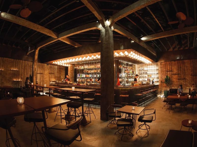 Săn tìm 10 quán bar Sài Gòn view cực chất, đa dạng trải nghiệm 2