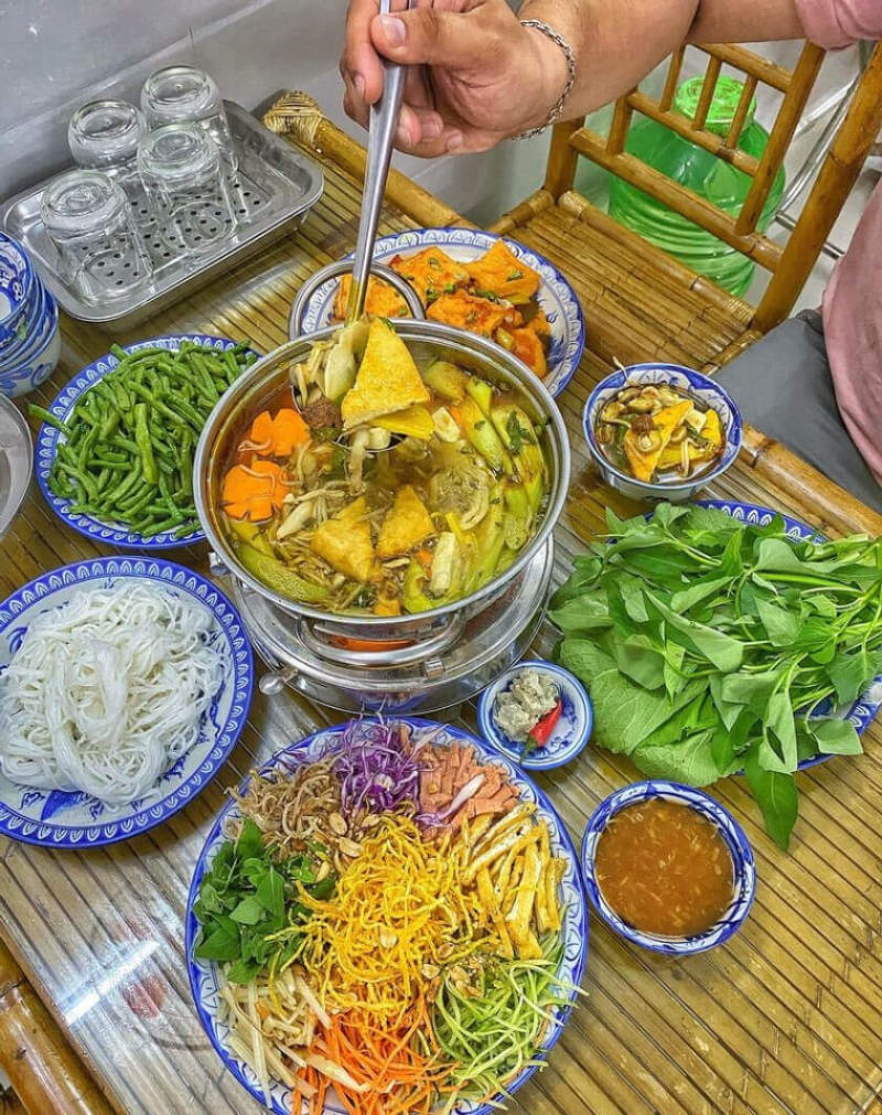 Top 10 quán chay Đà Nẵng nổi tiếng, giá rẻ, ăn là mê 5