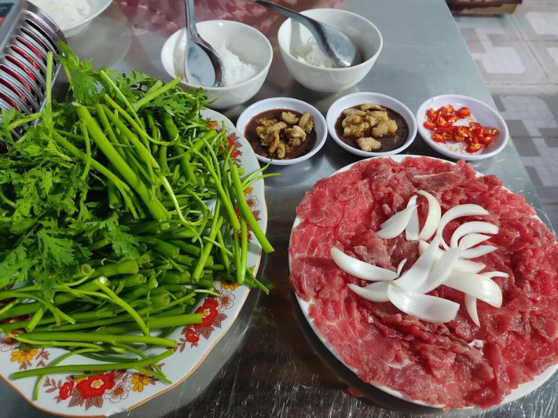 Top 7 quán lẩu bò mắm ruốc Bình Dương ngon, đậm vị 6