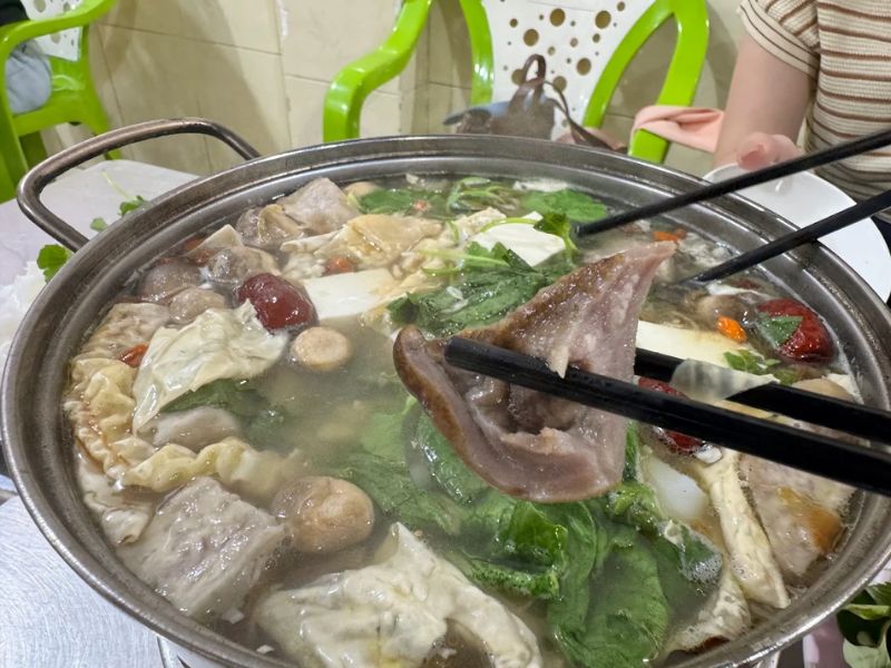 Gợi ý 10 quán lẩu dê ngon, giá hợp lý tại TP.HCM 10