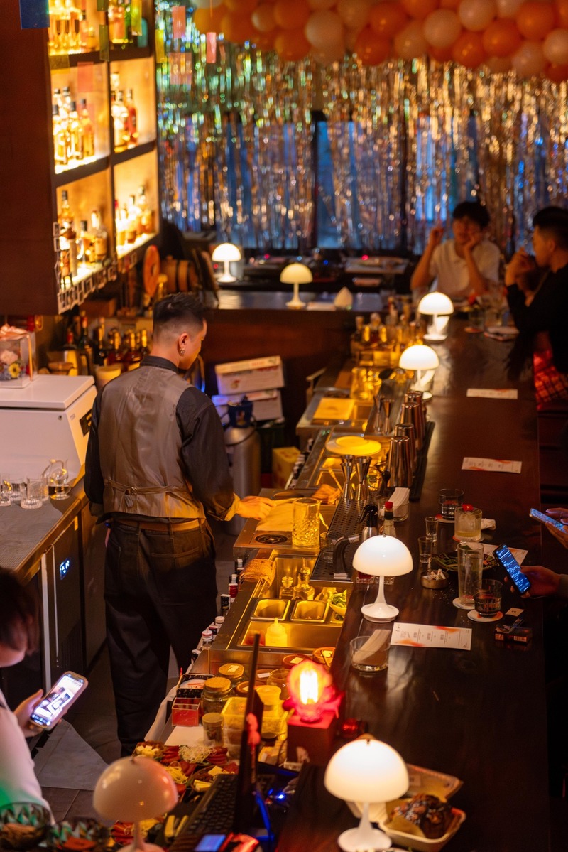 Chill cùng loạt quán pub Hà Nội có không gian cực ấn tượng 16