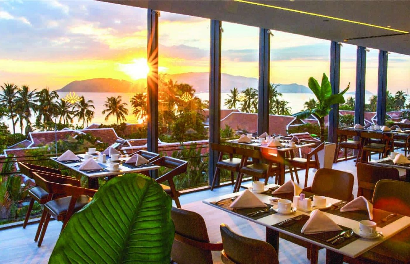 Queen Ann Nha Trang- Top 10 khách sạn 5 sao sang trọng ở Nha Trang 9