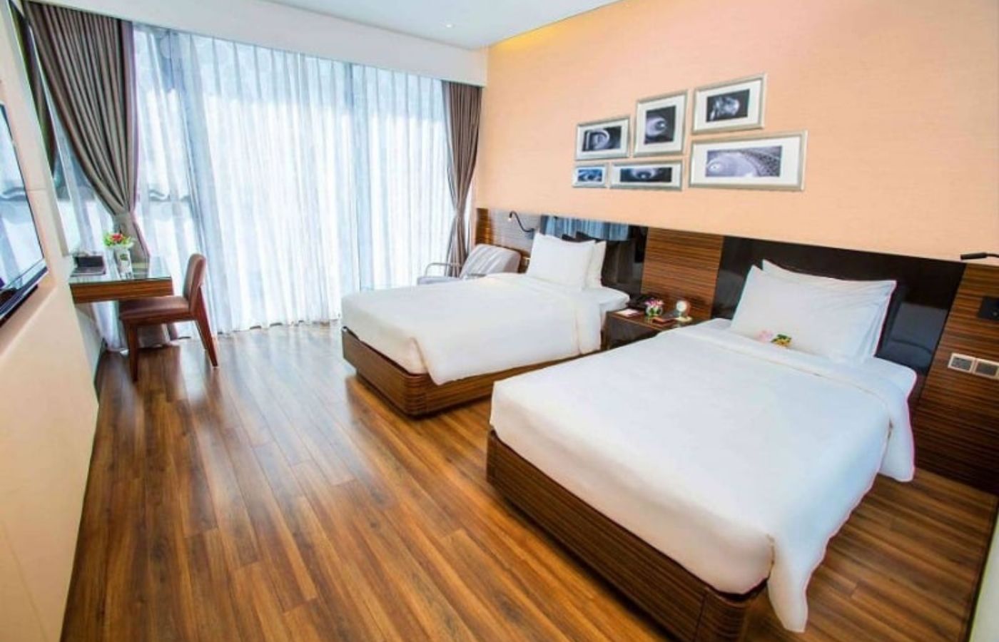 Queen Ann Nha Trang- Top 10 khách sạn 5 sao sang trọng ở Nha Trang 3