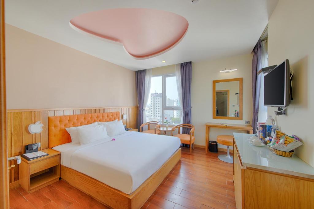 Queen's Finger Hotel Da Nang, chiếc vương miện vàng của thành phố biển 4