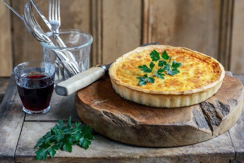 Quiche Lorraine: Bánh tart mặn trứ danh vùng Lorraine, Pháp 9