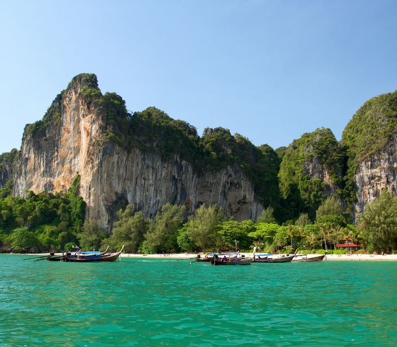 Khám phá Railay Beach, thiên đường ẩn mình tại Krabi 3