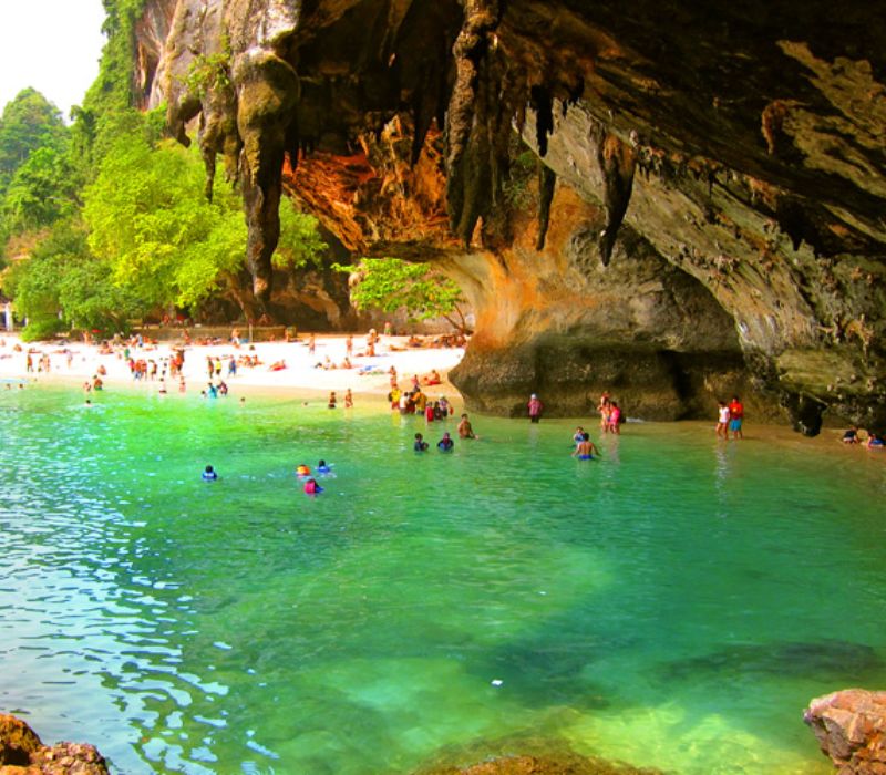 Khám phá Railay Beach, thiên đường ẩn mình tại Krabi 8