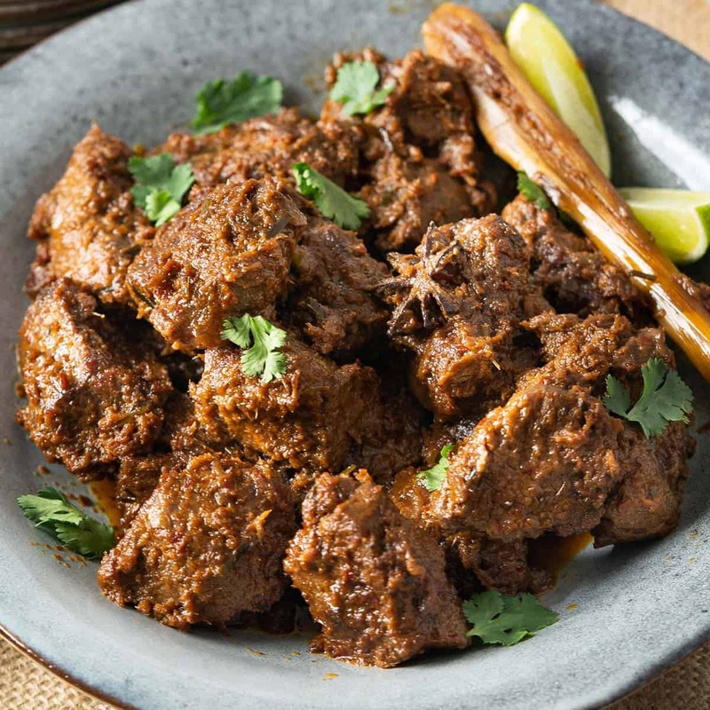 Trải nghiệm món bò hầm Rendang ngon trứ danh xứ vạn đảo 2