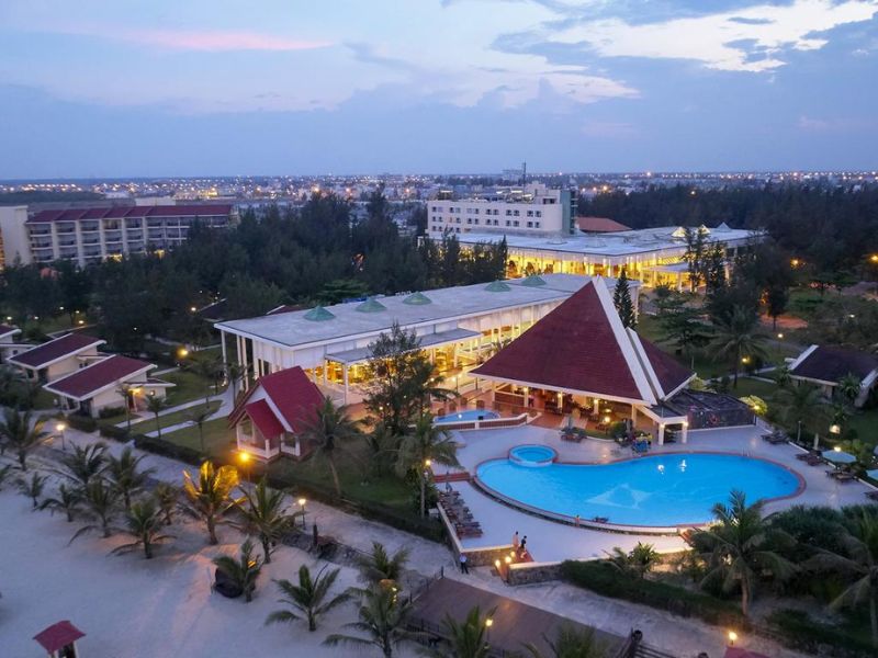 Top 10 resort Đà Nẵng view đẹp, tiện nghi và gần trung tâm 4
