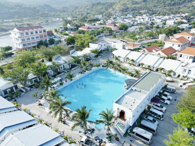 Top 6 resort Ninh Thuận sang xịn nhất cho chuyến nghỉ dưỡng hoàn hảo 11