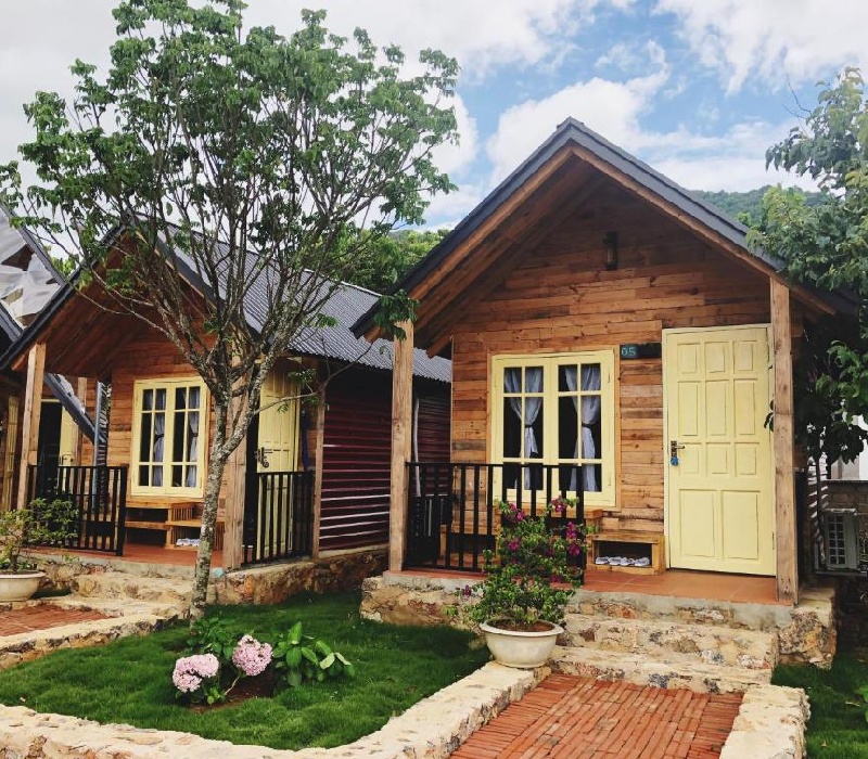 Review 15 homestay Mộc Châu đẹp, giá hợp lý, view núi cực chill