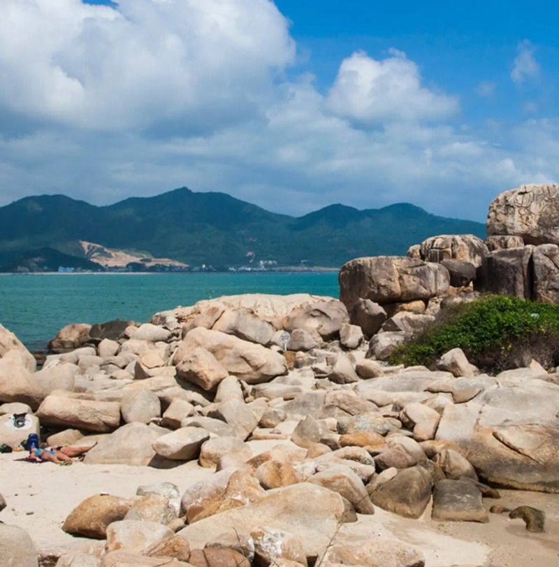 Khám phá 8 bãi biển Nha Trang với vẻ đẹp vạn người mê 7
