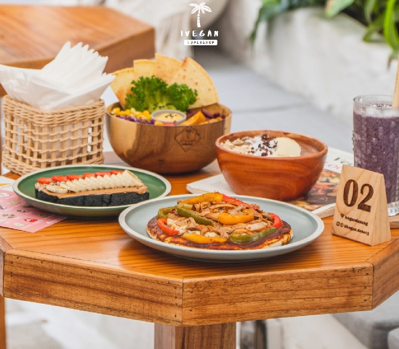 Review chuỗi quán chay iVegan Supershop healthy