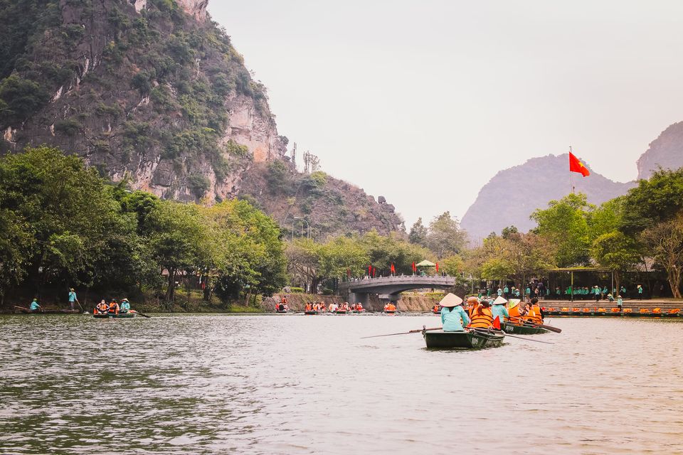 Cùng Đức Minh - Anh chàng vui tính mê du lịch review lịch trình Tràng An 4