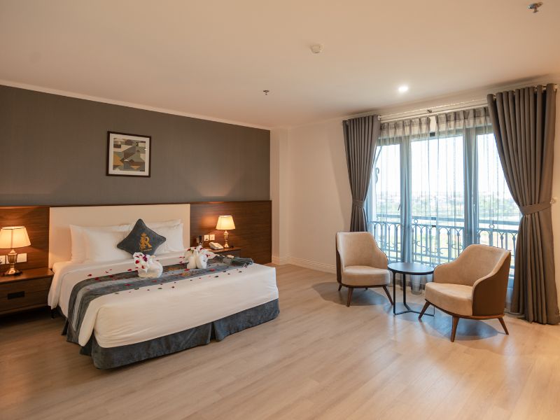 Rex Quang Binh Hotel: Vị trí, review phòng và dịch vụ 6