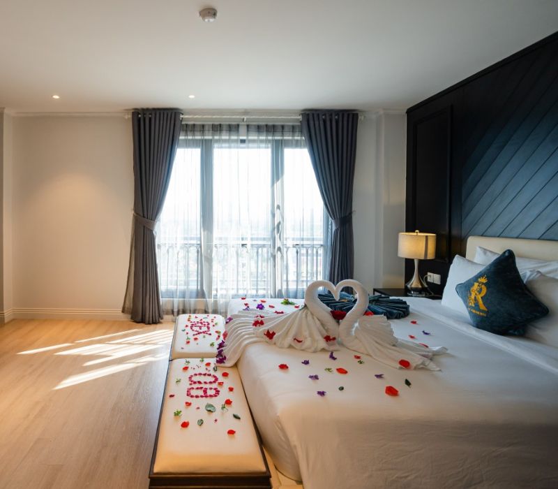 Rex Quang Binh Hotel: Vị trí, review phòng và dịch vụ