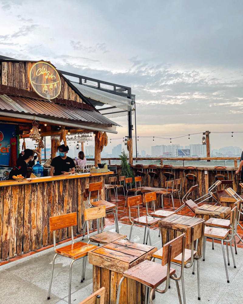 Top 8 quán rooftop quận 2 cực chill sở hữu view triệu đô 7