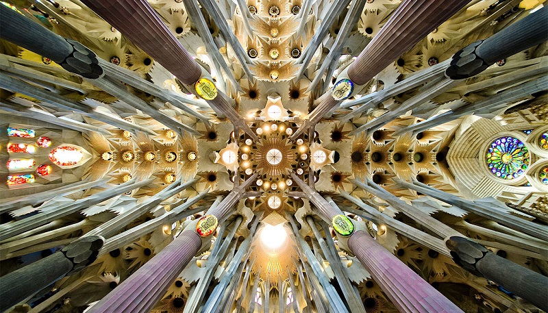 Thánh đường Sagrada Familia kiệt tác kiến trúc tại Tây Ban Nha 7