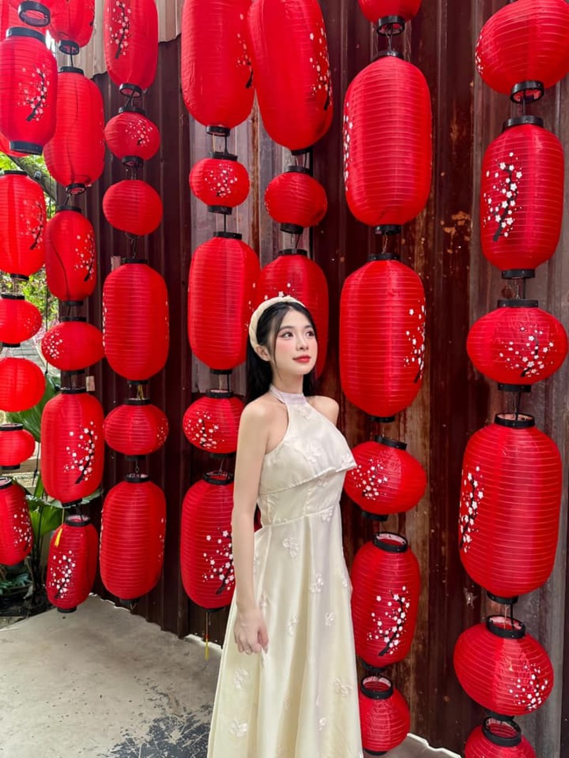 19 quán cafe trang trí Tết đẹp nhất Sài Gòn Xuân Bính Ngọ 2026 29