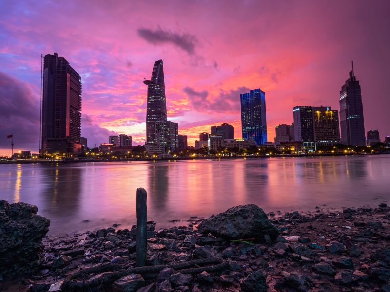 Sài Gòn về đêm: Top 12+ địa điểm vui chơi siêu hot 11