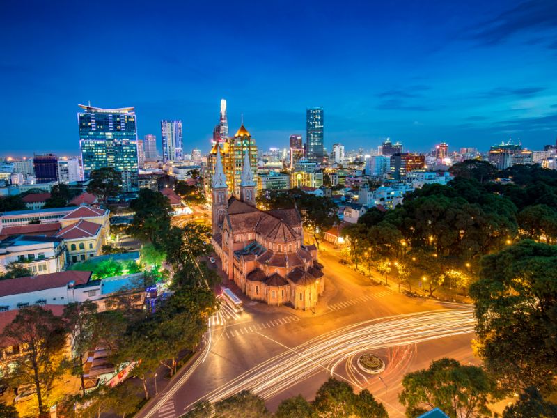 Sài Gòn về đêm: Top 12+ địa điểm vui chơi siêu hot 7
