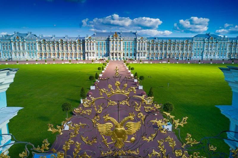 Cảnh quan trùng điệp nơi Saint Petersburg cổ tích 5