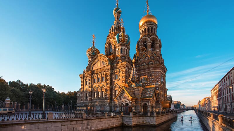 Cảnh quan trùng điệp nơi Saint Petersburg cổ tích 8