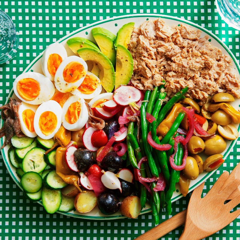 Salad Nicoise: Món ăn thanh mát từ thành phố Nice nước Pháp 3