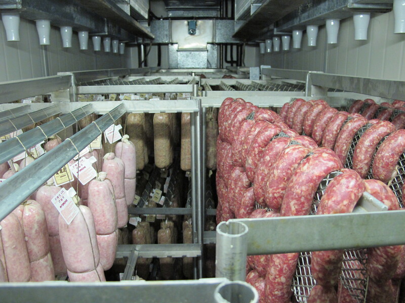 Thưởng thức salami, tinh hoa xúc xích Ý mang đậm hương vị truyền thống 7