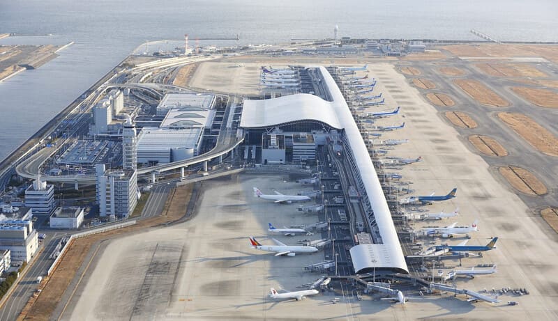 Sân bay Kansai bận rộn hàng đầu khu vực Osaka Nhật Bản 2