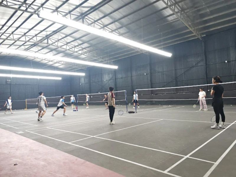 10 sân cầu lông tại Hà Nội uy tín và chất lượng cho mọi tay vợt 8