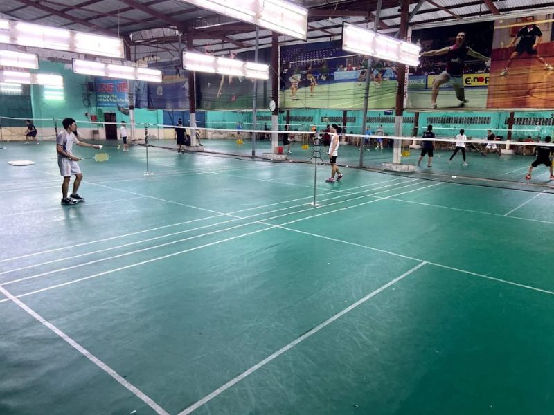 10 sân cầu lông tại Hà Nội uy tín và chất lượng cho mọi tay vợt 9