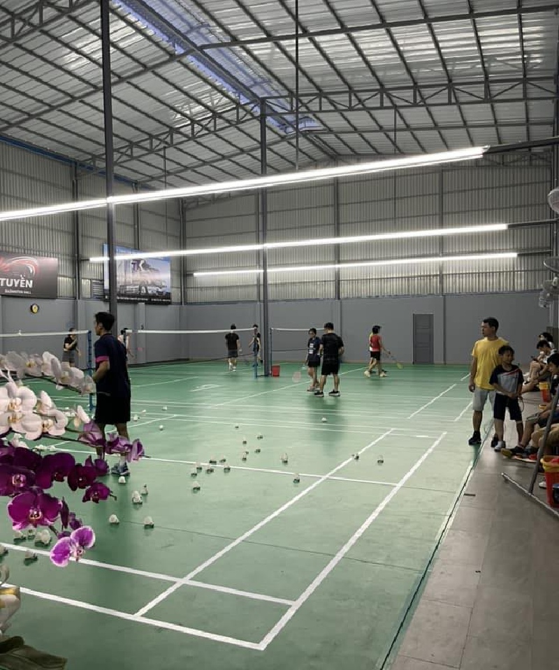 Top 9 sân cầu lông Quận 9 chất lượng, giá thuê tốt cho lông thủ 7