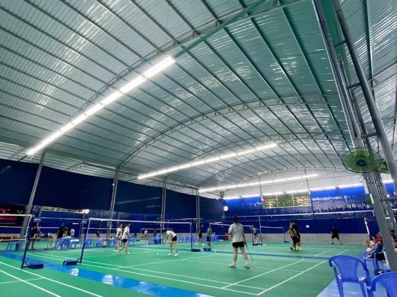 Danh sách 10 sân cầu lông Tân Bình có tiện ích tốt, dễ đặt sân 3