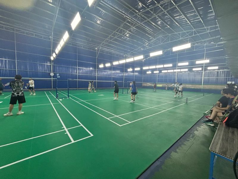 Danh sách 10 sân cầu lông Tân Bình có tiện ích tốt, dễ đặt sân 6
