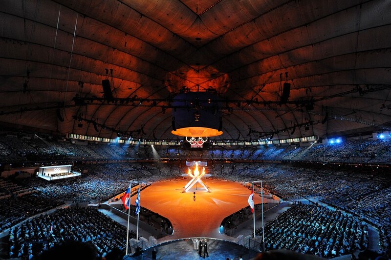 Sân vận động BC Place với mái vòm khổng lồ đặc trưng ở Vancouver 4