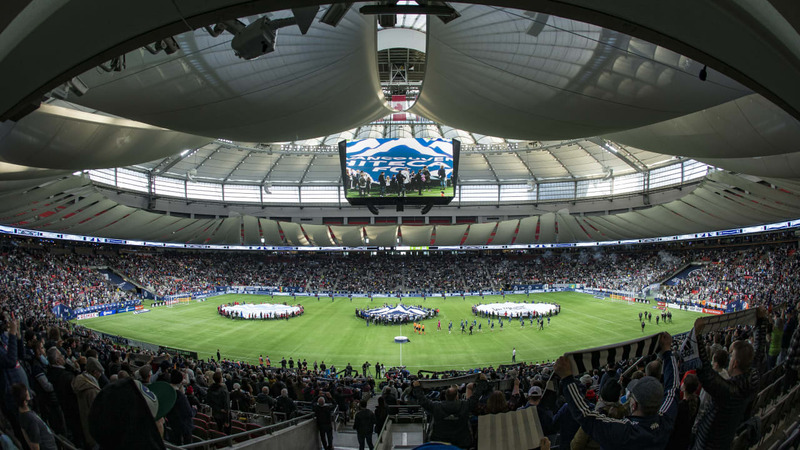 Sân vận động BC Place với mái vòm khổng lồ đặc trưng ở Vancouver 7