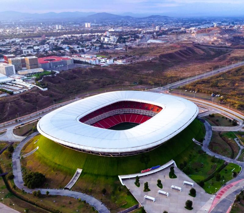 Sân vận động Estadio Akron mang hình dáng ngọn núi lửa tại Mexico