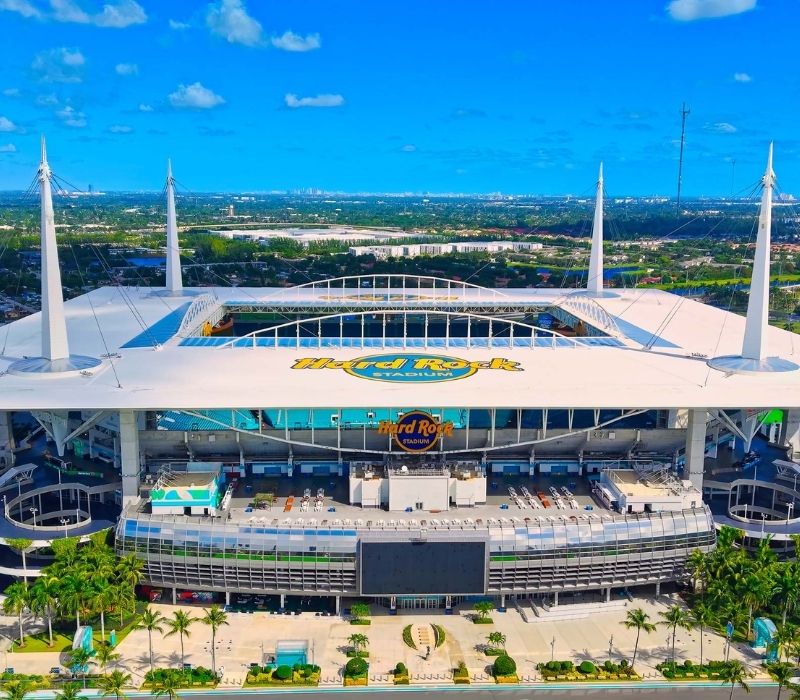 Sân vận động Hard Rock: Kinh nghiệm khám phá 'chảo lửa' World Cup 2026
