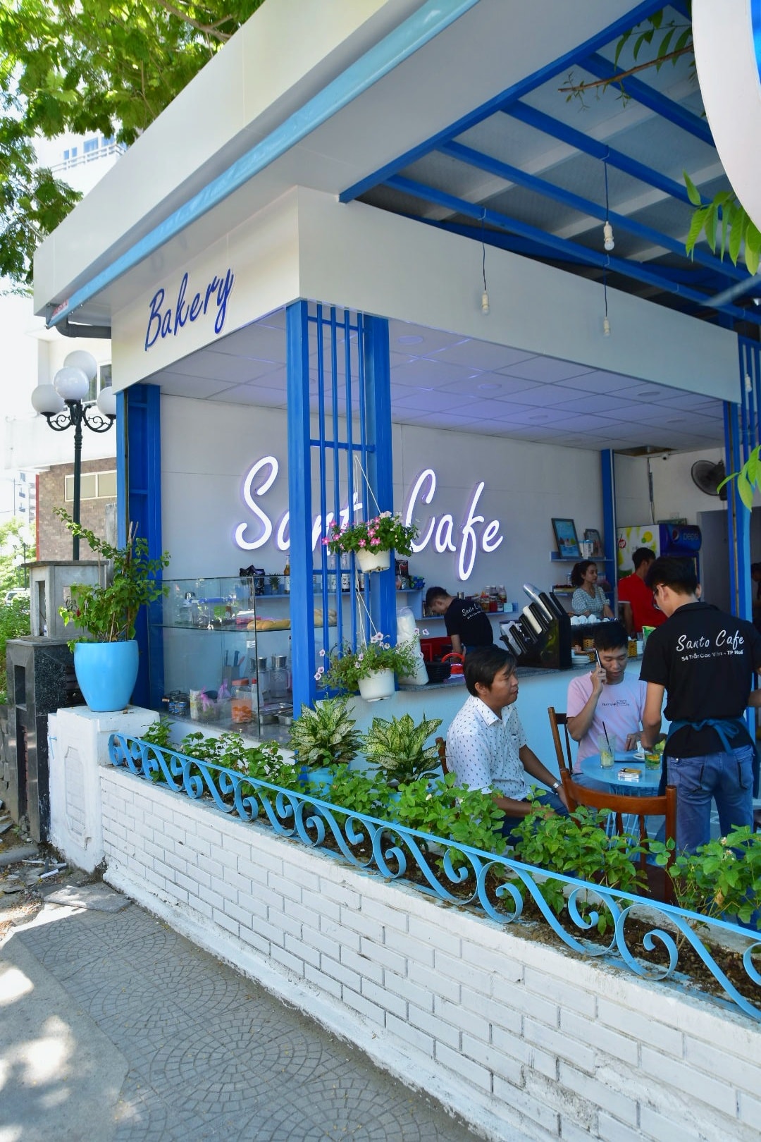 Santo Cafe Huế – Santorini thu nhỏ giữa lòng thành phố 8